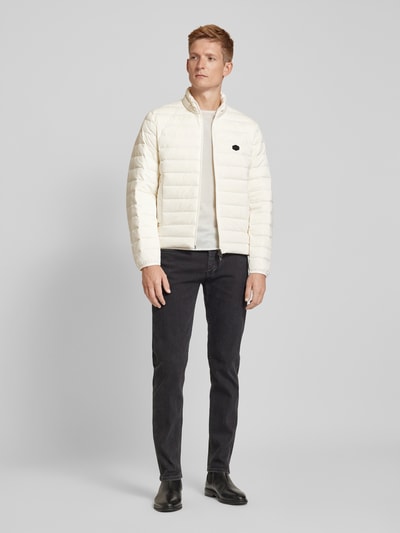 Emporio Armani Steppjacke mit Label-Patch Offwhite 1