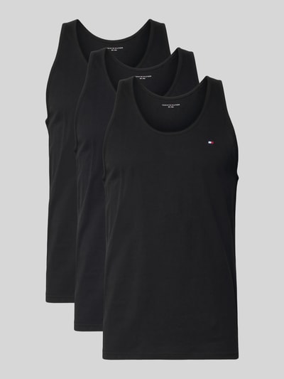 Produktfoto, Tank Top aus reiner Baumwolle im 3er-Pack von Tommy Hilfiger in Optik: Unifarben, Passform: Regular-Fit, Logo-Detail, U-Ausschnitt, Trägerform: breite Träger, Materialverarbeitung: Feinripp