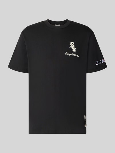 Produktfoto, Relaxed Fit T-Shirt aus reiner Baumwolle von Champion, czarny kolor, krój relaxed fit, Nadruk z napisem, wyhaftowane logo, Długość tyłu w rozmiarze M: 70 cm