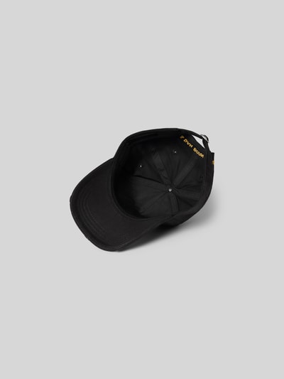 Produktfoto, schwarze Basecap mit Label-Detail von Dsquared2 aus reiner Baumwolle, verstärkter Schirm, verstellbarer Verschluss, eingestickte Luftlöcher