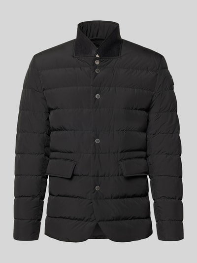 Produktfoto, Regular Fit Jacke in Stepp-Optik Modell 'Joen' von Tiger of Sweden in Schwarz mit Stehkragen, Pattentaschen und Knopfleiste.