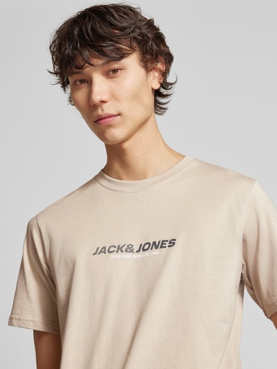 Jack & Jones T-Shirt mit Label-Print Modell 'TARMAC' Beige 3