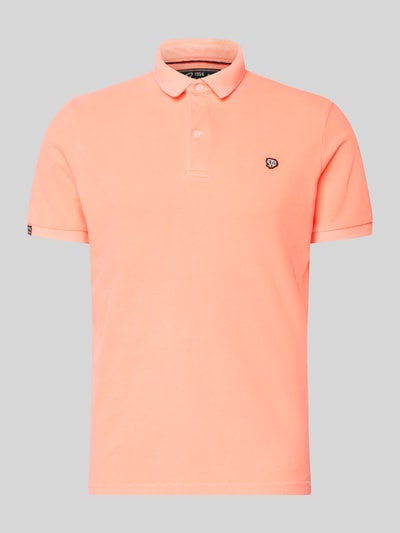 Produktfoto, Regular Fit Poloshirt mit Logo-Stitching von Superdry z bawełny, krój regular fit, kołnierzyk polo, krótki rękaw, długość tyłu 67 cm w rozmiarze M