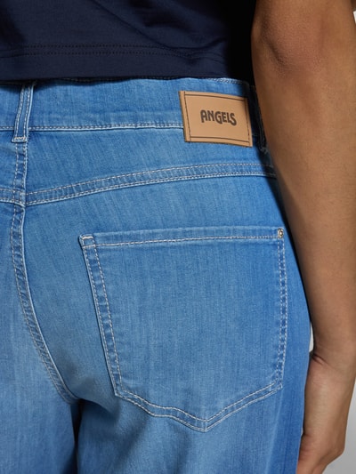 Frauenmodel trägt Jeans mit weitem Bein Modell 'LIVA' von Angels, Used-Look, Baumwoll-Mix, Detailaufnahme Rückansicht