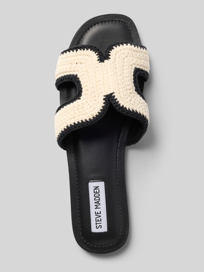 Produktfoto, Sandalette mit glatter Sohle Modell 'Zarnia' von Steve Madden in Schwarz und Creme, Abgerundete-Spitze, Schlupfform, Absatzhöhe 1 cm bei Größe 40.