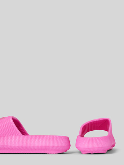 Guess Slides mit Label-Badge Pink 2