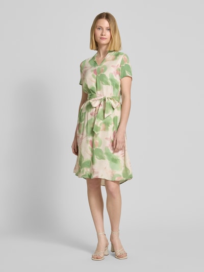 More & More Knielange jurk van viscose met tuniekkraag Lichtgroen - 1