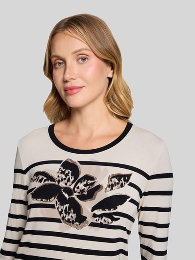 Betty Barclay Langarmshirt mit appliziertem Frontmotiv Sand 3