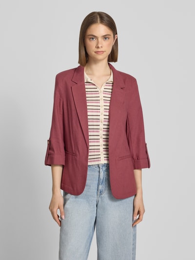 Frauenmodel trägt Relaxed Fit Blazer aus Viskose-Leinen-Mix Modell 'GOA' von Only, Optik: Unifarben, Ganzkörperansicht von vorne.