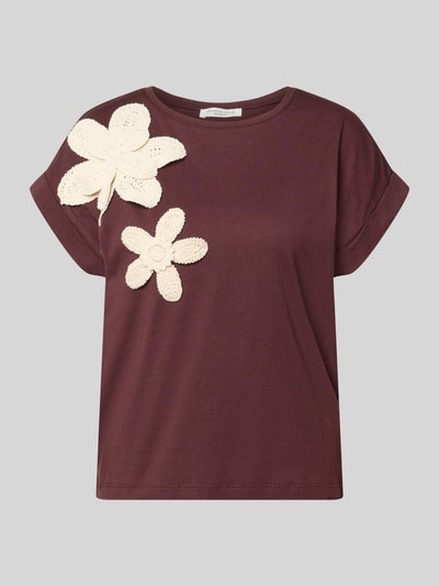 Productfoto, T-shirt met applicaties en ronde hals T-shirt mit Applikationen und Rundhalsausschnitt van Christian Berg Woman, puur katoen, regular fit, ruglengte maat S 60 cm, bordeaux, crèmekleurige bloemenapplicaties