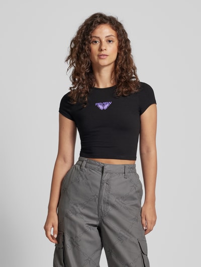 Review Cropped T-Shirt mit Motiv-Print Black 4