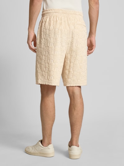KARL KANI Relaxed Fit Sweatshorts aus Frottee Modell 'Terry' Beige 5