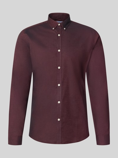 Produktfoto, Regular Fit Freizeithemd aus Baumwoll-Mix Modell 'Oxford' von Lindbergh, Mieszanka bawełny i elastanu, krój regular fit, Kołnierzyk typu button down, mankiety zapinane na 1 guzik, zaokrąglony dół, Długość tyłu w rozmiarze M: 77 cm, Szerokość ramion w rozmiarze M: 44 cm, Długość rękawów w rozmiarze M: 66 cm, ciemnoczerwony, gładka faktura, klasyczny fason