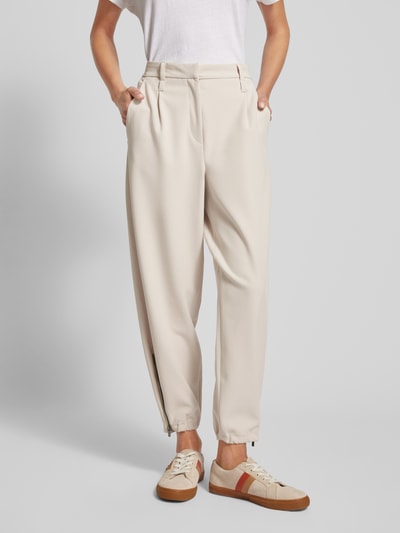 MAC Tapered Fit Stoffhose mit Bundfalten Modell 'Olivia' Offwhite 4