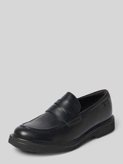 Produktfoto, loafersy z naturalnej skóry Model 'Norman' od Camper, czarne, wyprofilowana podeszwa, zaokrąglony czubek, wysokość obcasa 3 cm, wysokość cholewki 6 cm, szerokość w rozmiarze 44: 13 cm