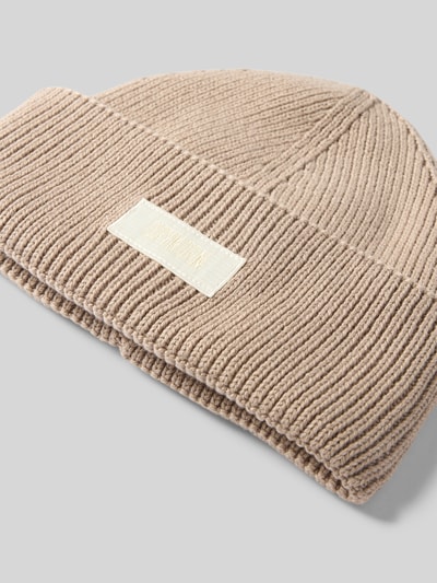 DRYKORN Beanie mit Label-Patch Beige 2
