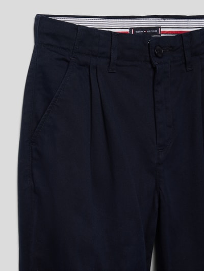 Tommy Hilfiger Teens Chino met bandplooien, model 'PLEATED' Marineblauw - 2