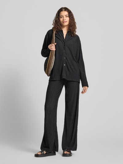 REVIEW Flared Cut Hose mit Plisseefalten und elastischem Bund Black 1