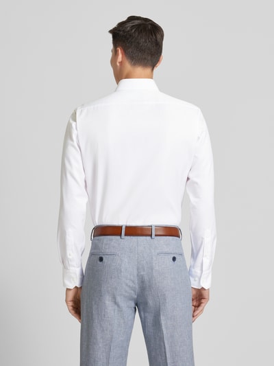 BOSS Koszula biznesowa o kroju regular fit z kołnierzykiem typu cutaway model ‘Joe’ Biały 2