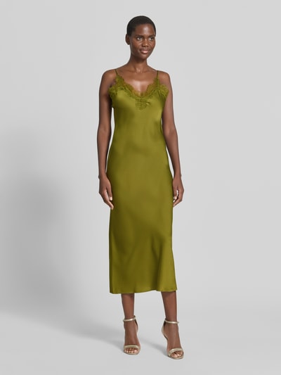 MANGO Midikleid aus Satin mit Spitzenbesatz Modell 'EASY' Oliv 4