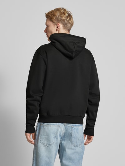 REVIEW Hoodie mit Känguru-Tasche Black 5