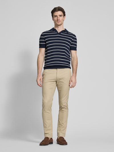 Christian Berg Men Poloshirt met V-hals Marineblauw - 1