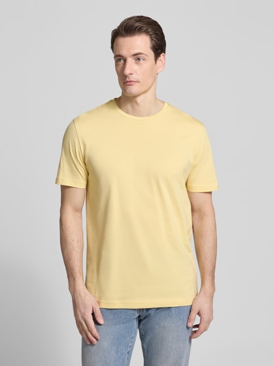 Christian Berg Men T-shirt z okrągłym dekoltem Jasnożółty 4
