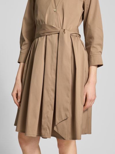 0039 Italy Knielanges Hemdblusenkleid mit Bindegürtel Modell 'JULE' Camel 3