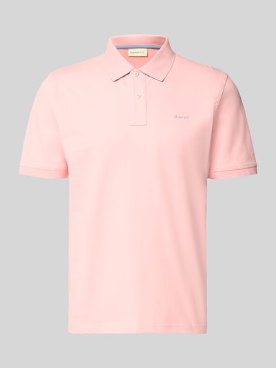 Productfoto, Regular Fit Poloshirt met logo-stitching van Gant in lichtroze, elastische katoenmix, polokraag, korte mouwen, ruglengte maat M 70 cm.
