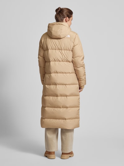 The North Face Steppmantel Modell 'Triple C Parka' mit Kapuze Beige 5