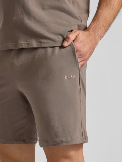 BOSS Regular Fit Sweatshorts aus Baumwoll-Elasthan-Mix  Schlamm 3