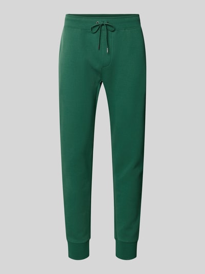 Produktfoto, Tapered Sweatshorts aus Baumwoll-Mix von Polo Ralph Lauren in Optik: Unifarben, Passform: Tapered, mit Logo-Stitching, Tunnelzug, Bundabschluss: elastisch, seitliche Eingrifftaschen und Gesäßtasche, Materialverarbeitung: Sweat, Material: Baumwoll-Mix