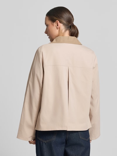 VERO MODA Bluzon o kroju regular fit z wykładanym kołnierzem model 'CHELSEAPOPPY' Piaskowy 5