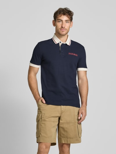 Napapijri Slim Fit Poloshirt mit Label-Print Marine 4