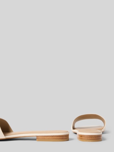 Productfoto, Pantoletten aus reinem Leder Modell 'EVERLEY SLD' van Lauren Ralph Lauren, glad echt leer, blokhak, gestructureerde zool, logo-accent, beige tint.