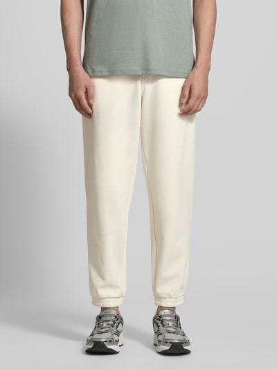 Armani Exchange Regular Fit Sweatpants mit Gesäßtaschen Modell 'Pantaloni' Offwhite 4