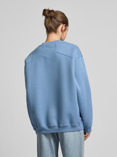 ANOTHER COTTON LAB Oversized Sweatshirt mit Label-Print Modell 'Palma' Hellblau 5