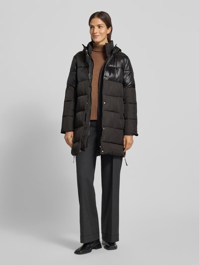 Christian Berg Woman Selection Gewatteerde lange jas met steekzakken en ritssluitingen opzij Zwart - 1