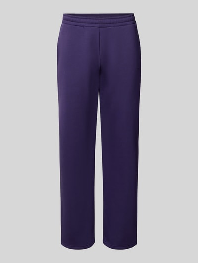Produktfoto, Straight Fit Sweatpants aus Baumwoll-Mix mit Label-Detail von REVIEW, lila Farbe, elastischer Bund, Eingrifftaschen, gerade Form, glatte Textur, Herren Sweatpants, 80 cm Innenbeinlänge bei Größe M.