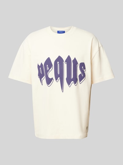 PEQUS T-Shirt mit Label-Print Modell 'Mythic Logo' Sand 1