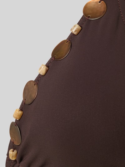 Detailaufnahme, brązowy materiał z gładką fakturą, ozdobiony okrągłymi i kwadratowymi elementami; Bikini mit Schnürung Modell 'YERODASIA KERANGA' von Banana Moon, materiał z domieszką stretchu