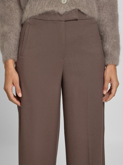 Christian Berg Woman Stoffen broek met verkorte pasvorm Taupe - 3