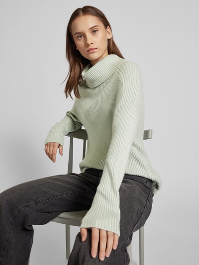 Only Regular Fit Strickpullover mit schulterfreiem Design Modell 'KATIA' Mint 3