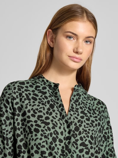 Only Tailliertes Blusenkleid mit Allover-Muster Modell 'CORY' Dunkelgruen 3