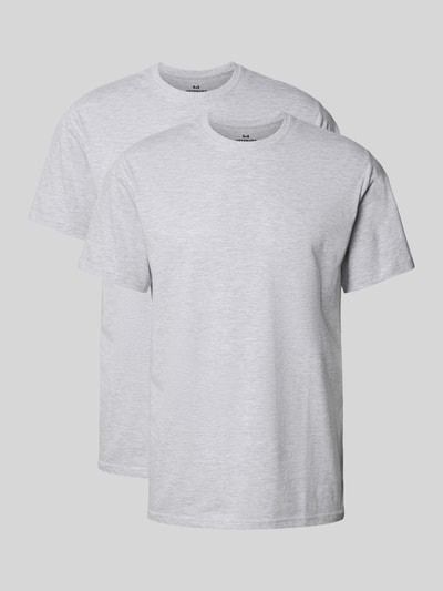 Produktfoto, T-Shirt mit Rundhalsausschnitt im 2er-Pack von Götzburg Wäsche aus reiner Baumwolle, Regular-Fit, hellgrau, glatte Textur.