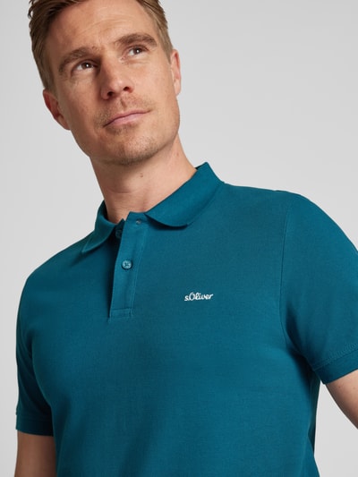 s.Oliver RED LABEL Regular Fit Poloshirt aus Baumwoll-Piqué mit Label-Stitching Petrol 3