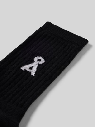 Productfoto, Sokken uit katoenmix model 'SAAMUS BOLD' van Armedangels, zwart, uni, labeldetail, ribgebreide boord, stretchmateriaal.