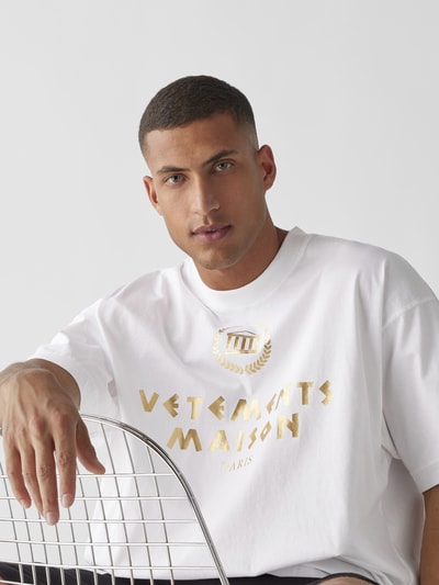 VETEMENTS Oversized T-Shirt mit Label-Print Weiß 3