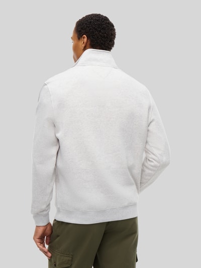 Tommy Jeans regular fit sweatshirt van katoenmix Lichtgrijs gemêleerd - 5