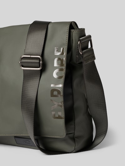 camel active Schultertasche mit Statement-Print Modell 'EXPLORE' Khaki 2